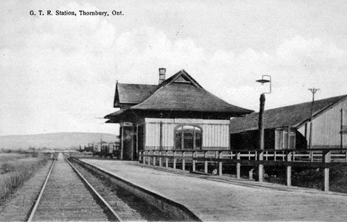 Black and white photograph of the Grand Trunk Railway station at Thornbury around 1910